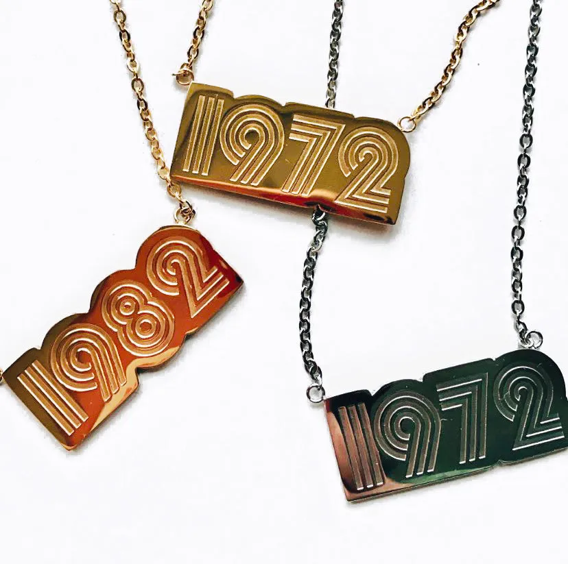 1984 Pendant Gold