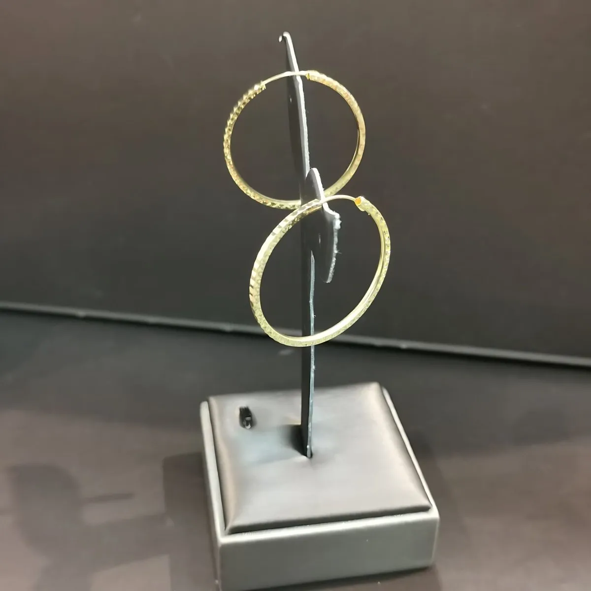 22k / 916 Gold Cutting Loop Earring by Best Gold Shop