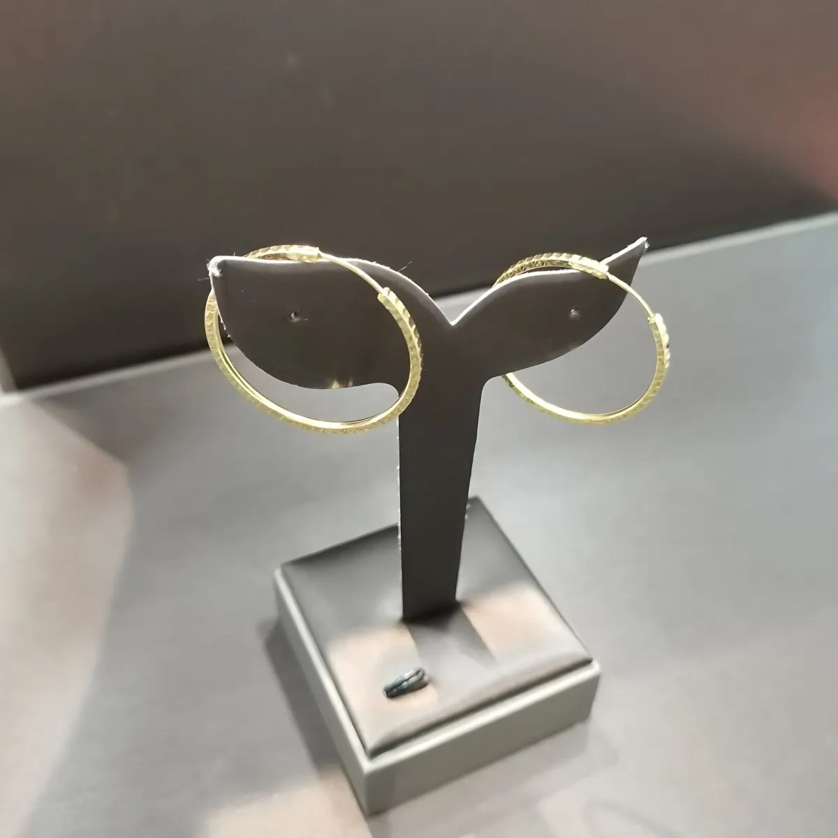 22k / 916 Gold Cutting Loop Earring by Best Gold Shop