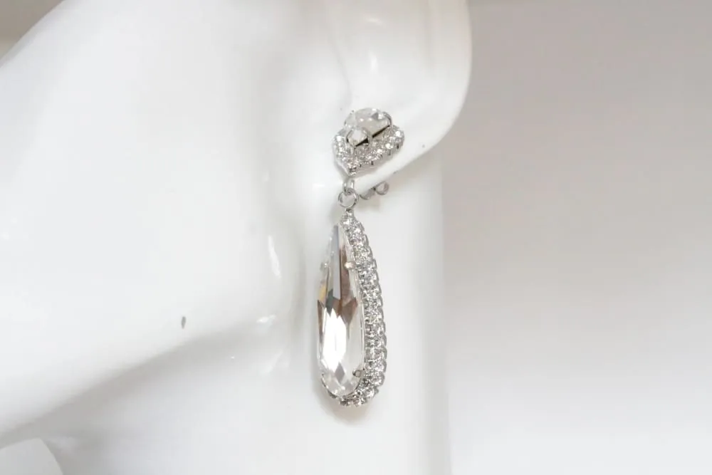 AB CRYSTAL EARRINGS