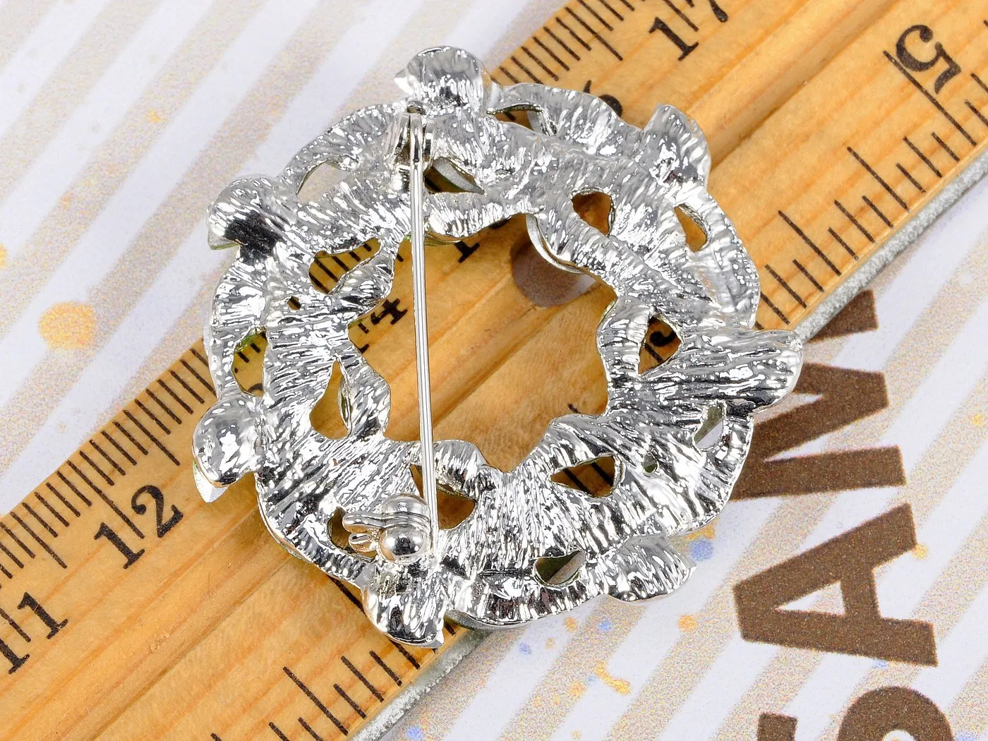 Alilang Women's Silvery Tone Green Crystal Rhinestone Floral Leaves Pin Brooch