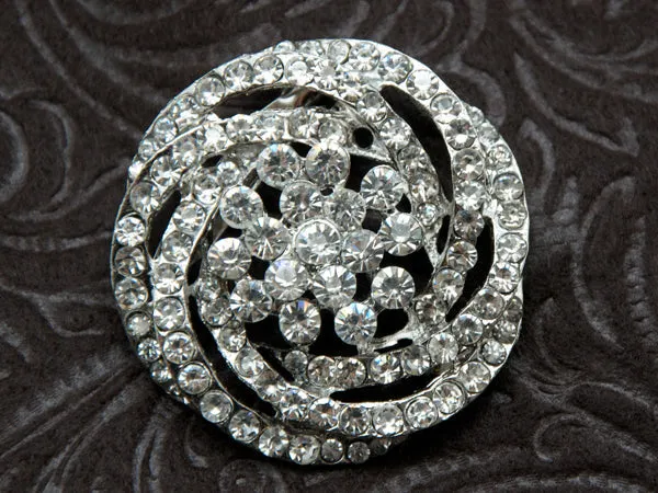 Brooch 12
