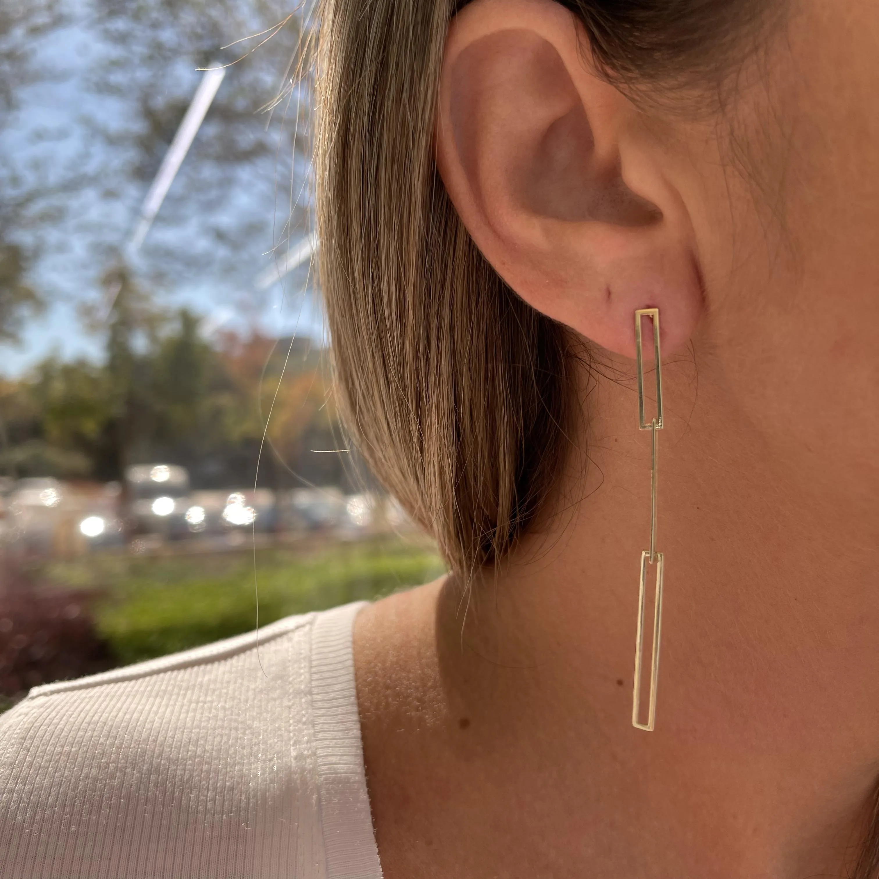 Ladies 14K Yellow Gold Interlocking Paper Clip Links Dangle Drop Earrings