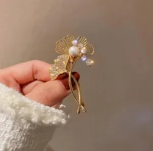 Two Dandellions Gold-Toned Brooch With Imitation Pearl